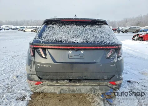 2023 Hyundai Tucson Limited z USA, uszkodzony, nr VIN 5NMJECAE8PH168190